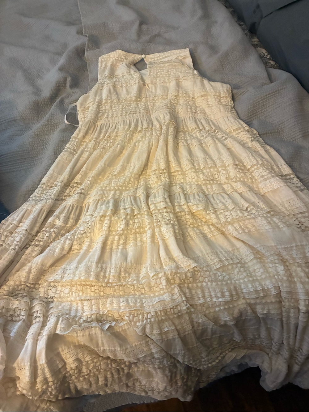 Women’s Cream Lined Lace Maxi Dress